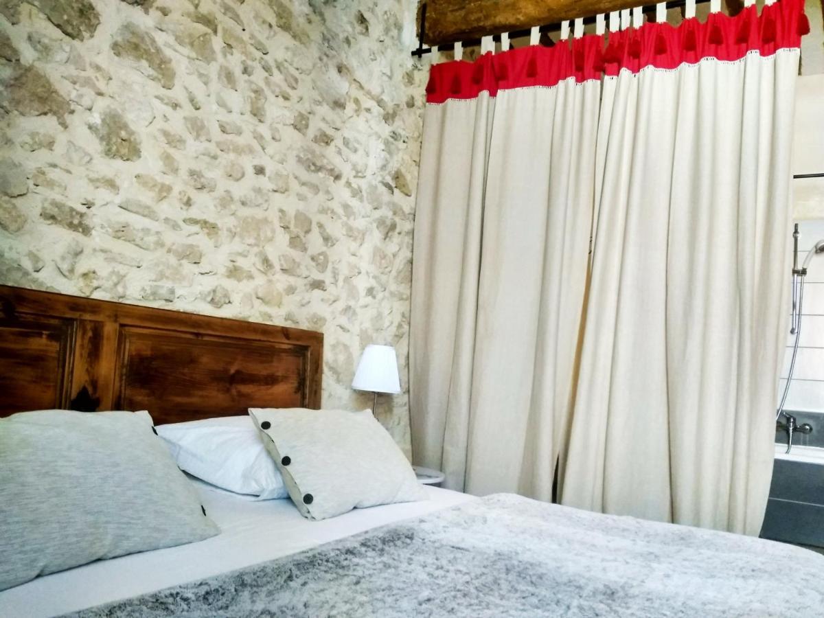 Chambre D'Hotes Face Au Lavoir Methamis ภายนอก รูปภาพ